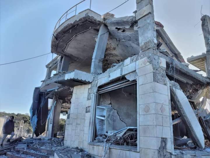 Iranian media report that an advisor in the Revolutionary Guards killed in the Israeli strike in Tartus